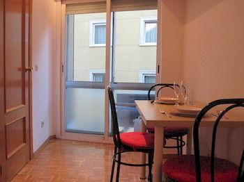 Apartamentos Madrid Hortaleza Buitenkant foto